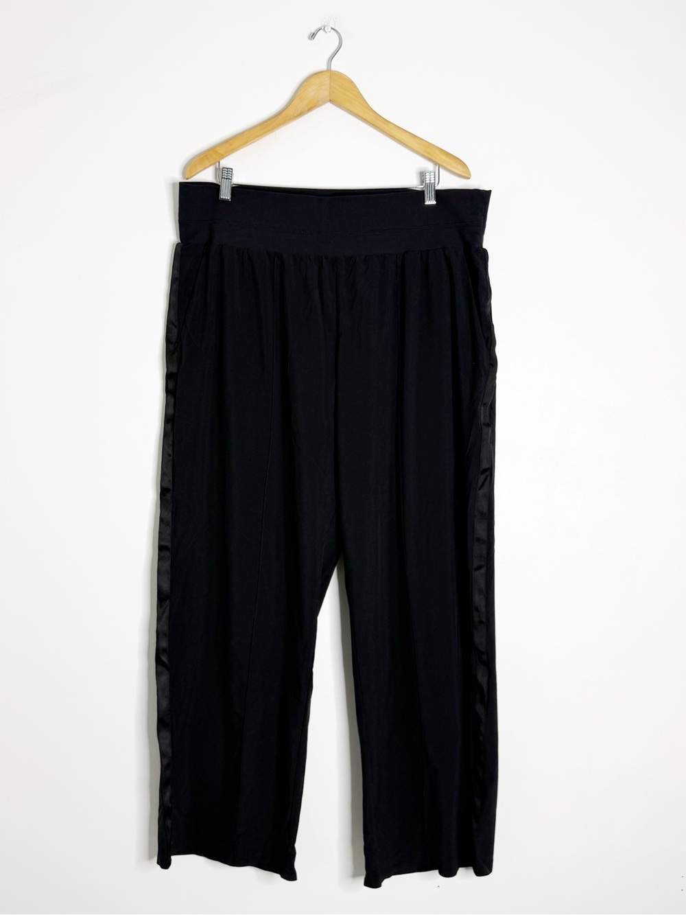Athleta Nolita Wide Leg Pants Women’s 18 Black Satin Side Stripe